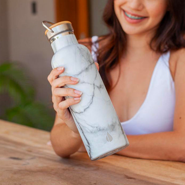 Classic 25oz Water Bottle - White Marble