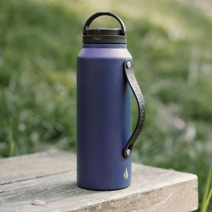 Insulated 32oz Water Bottle with Handle Clip | Forest